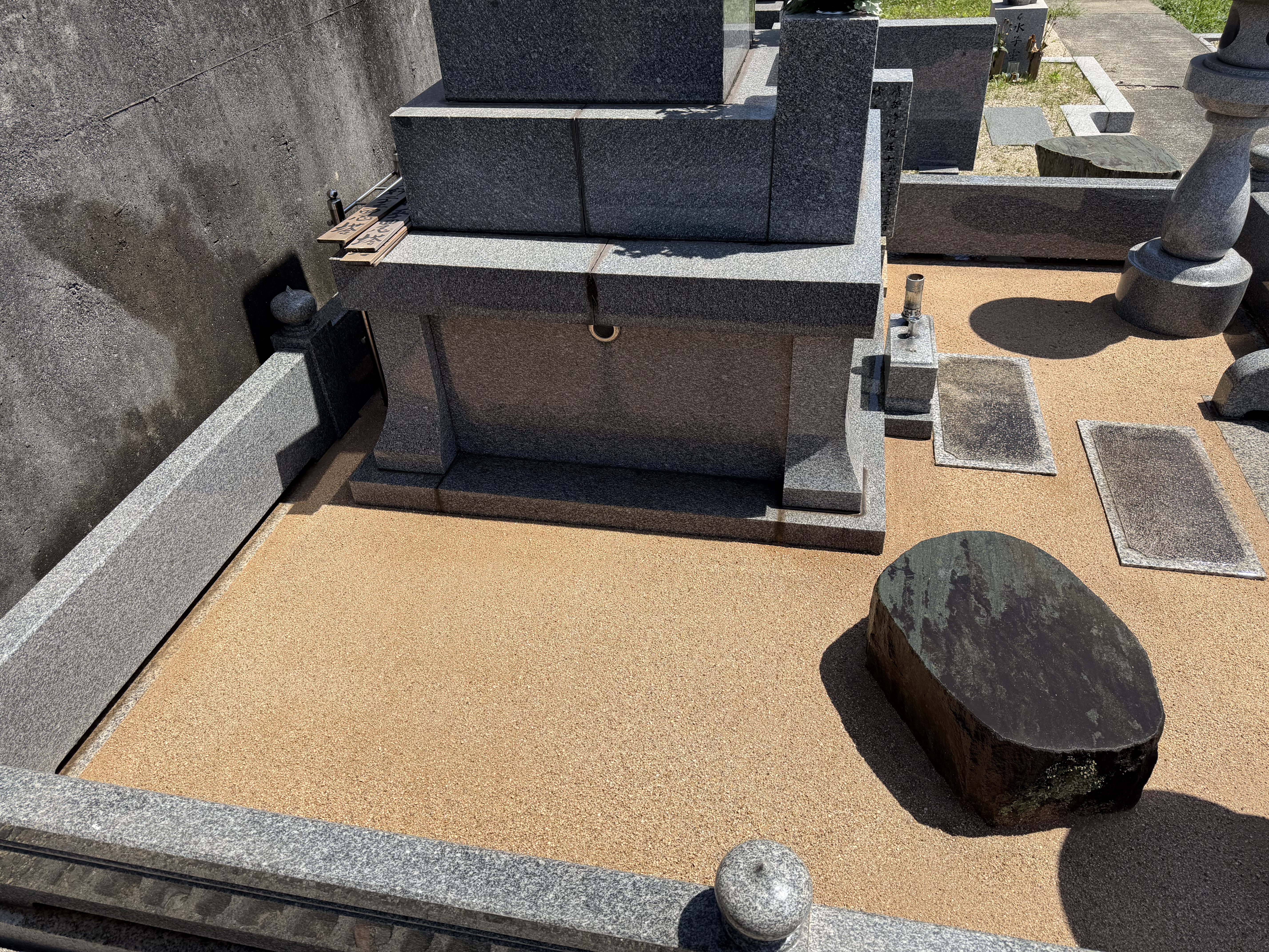 倉敷市内墓地の防草施工｜施工工程